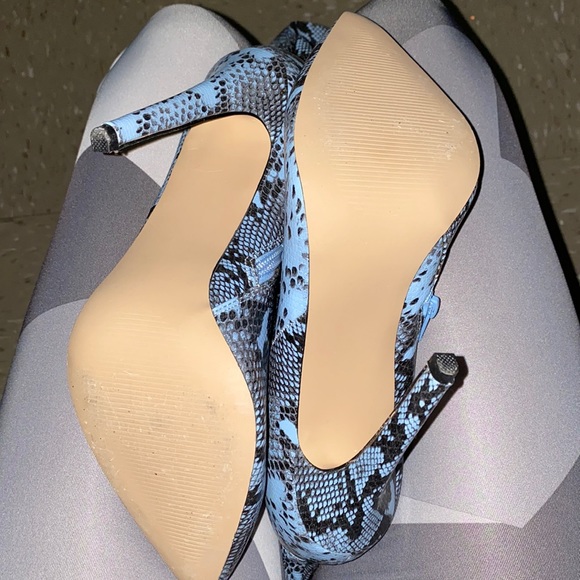 Snakeskin boots - Picture 2 of 3